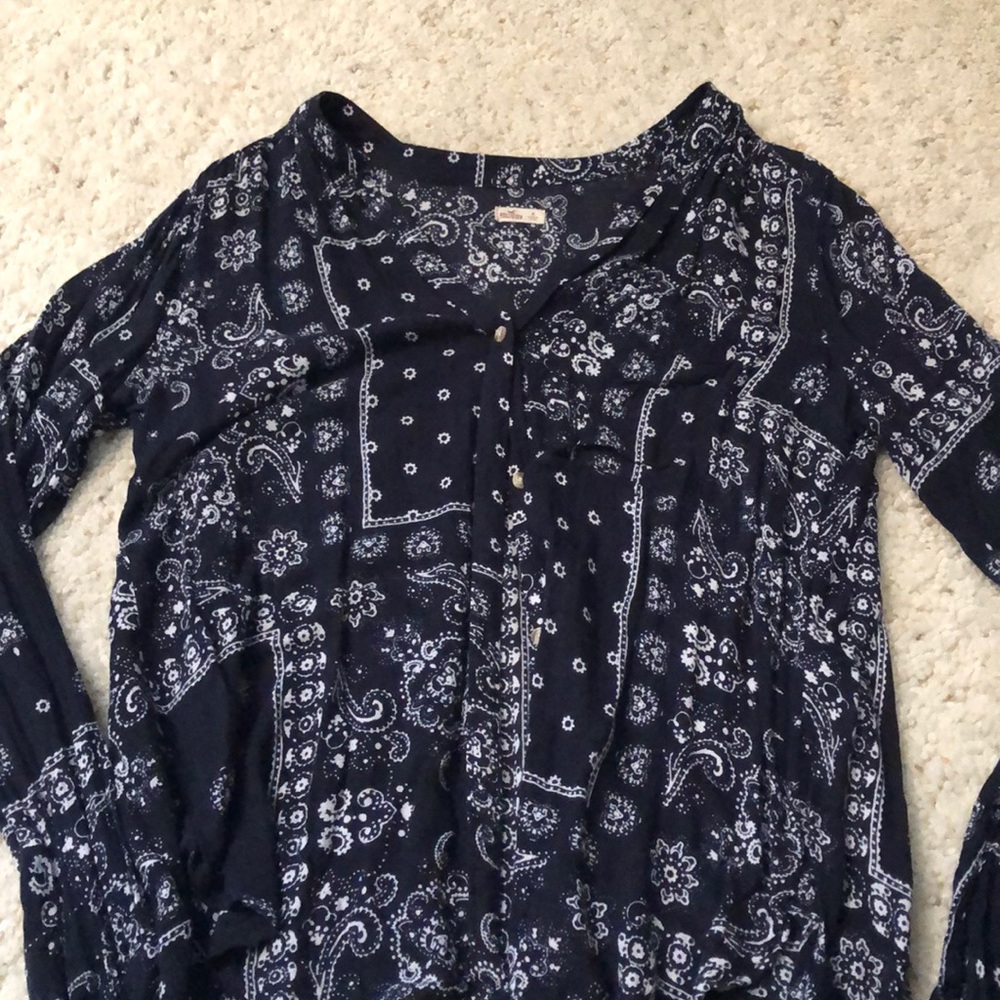 button up hollister paisley